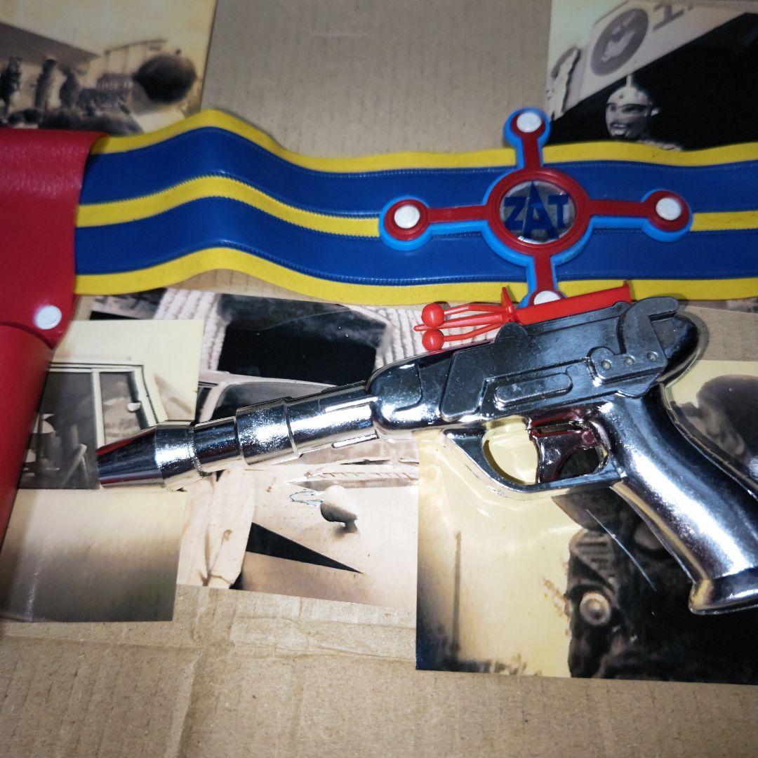 ウルトラマンタローZAT隊員東光太郎役篠田三郎サイン入り隊員ベルトザットガン