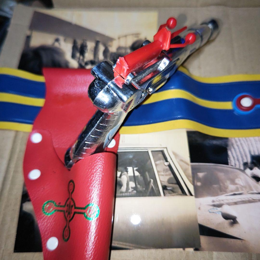 ウルトラマンタローZAT隊員東光太郎役篠田三郎サイン入り隊員ベルトザットガン