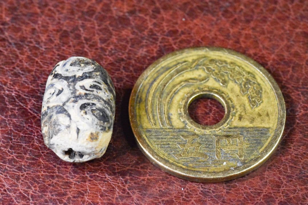 紀元前後 アフガニスタン出土 古代多眼アイビーズ