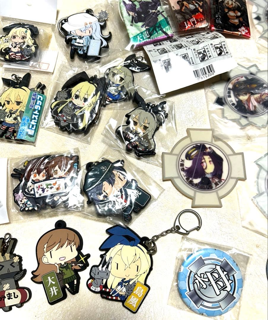 新品27点　艦コレセット　お守り、シール、缶バッジ、ストラップなど多数