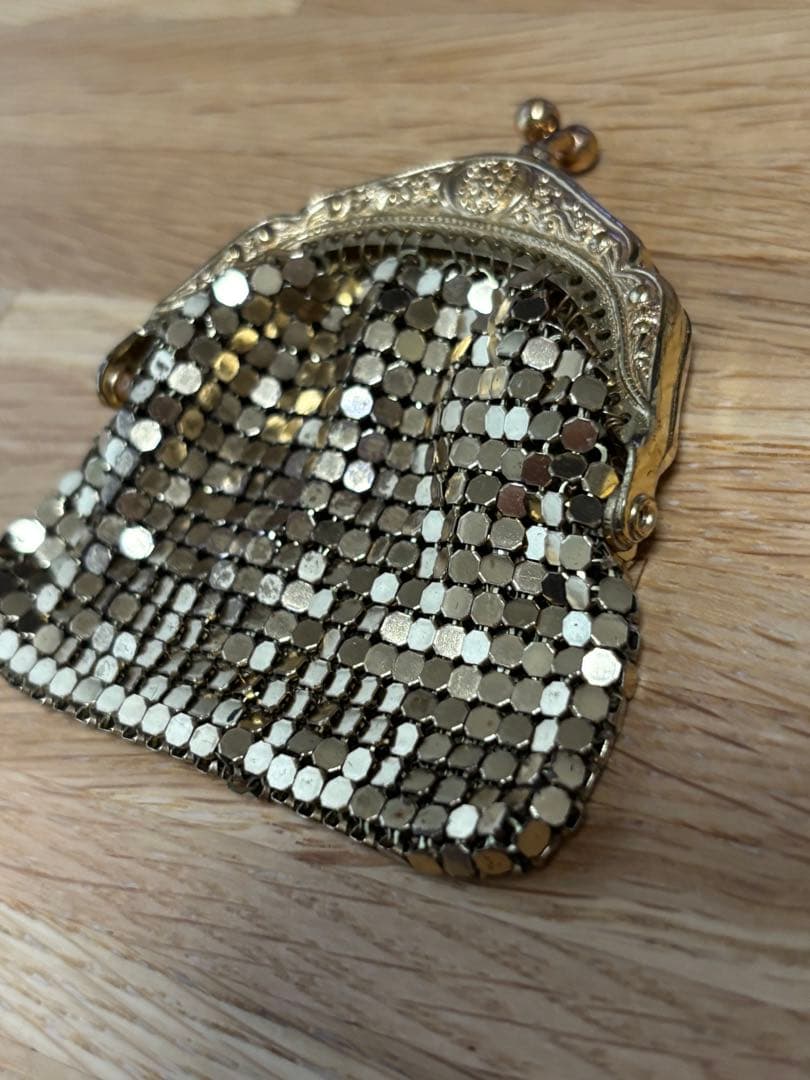 ヴィンテージ　メタルメッシュ　ケース