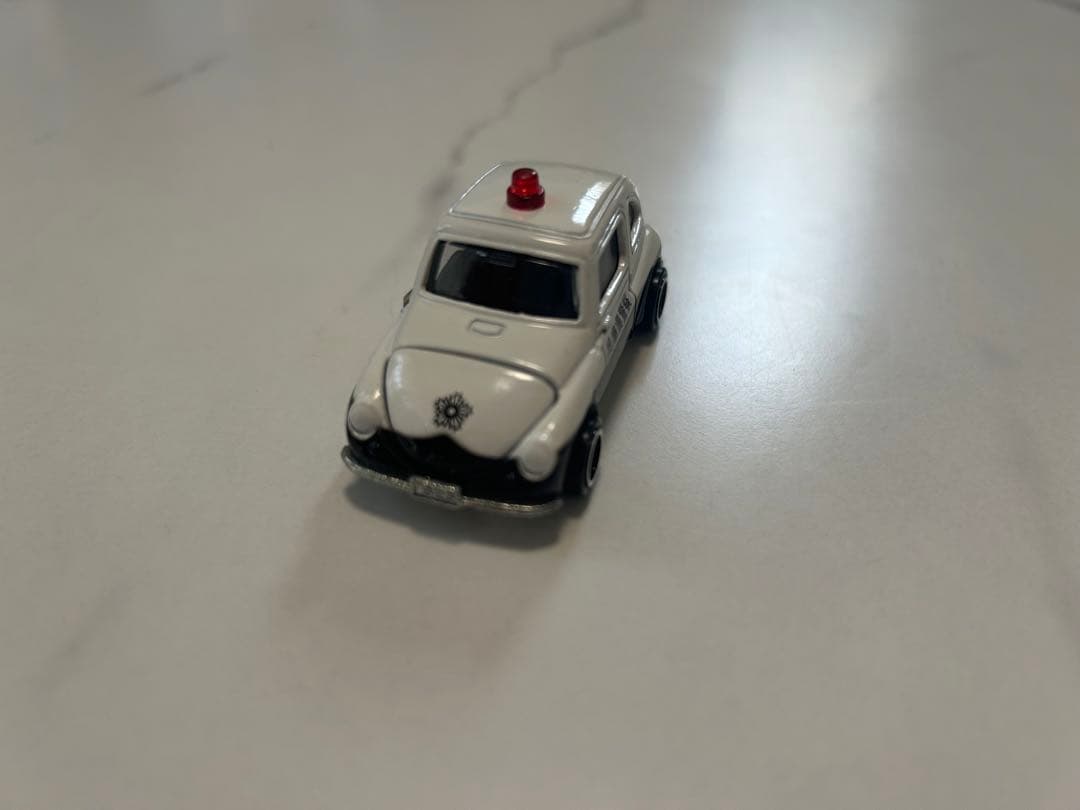 トミカ　パトロールカー　スバル360 [198]