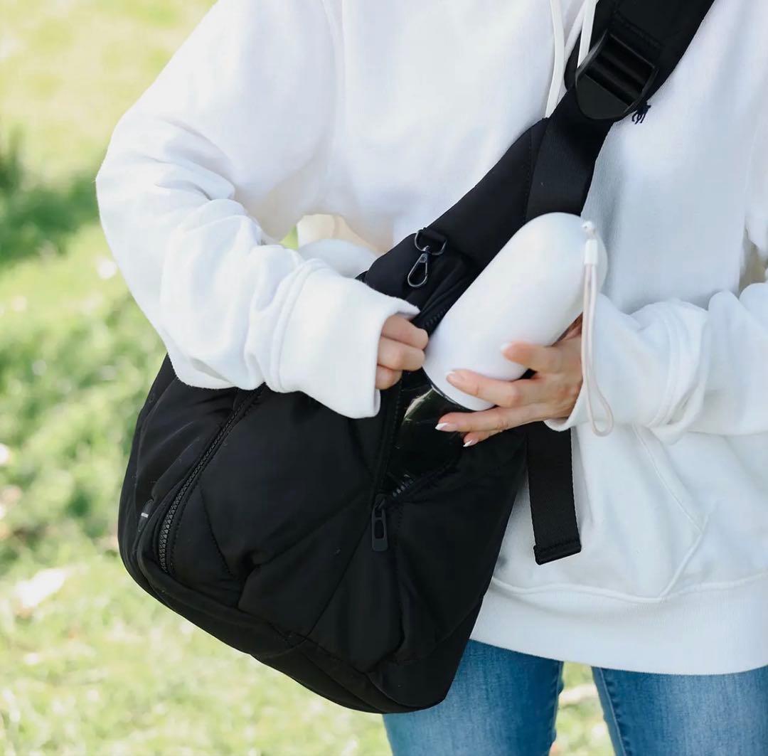 犬キャリーバッグ　新品同様　PUPS & BUBS PANNA HOUSE