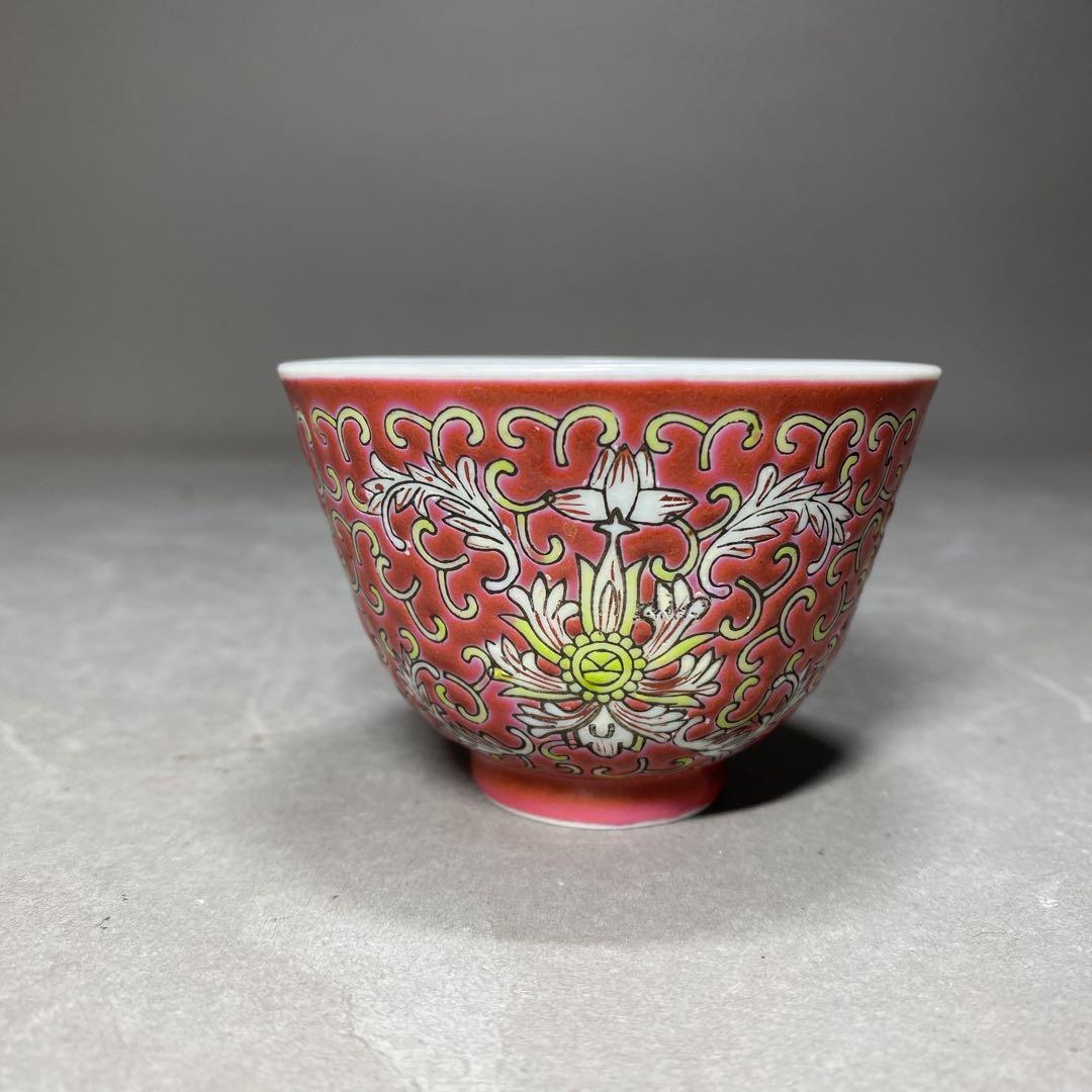 中国古美術　景德鎮製　古玩　粉彩　唐草花紋　茶道具　茶器　湯呑
