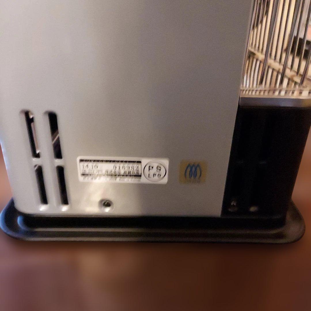 イワタニ カセットガスストーブ ハイパワータイプ　シルバー/ブラック