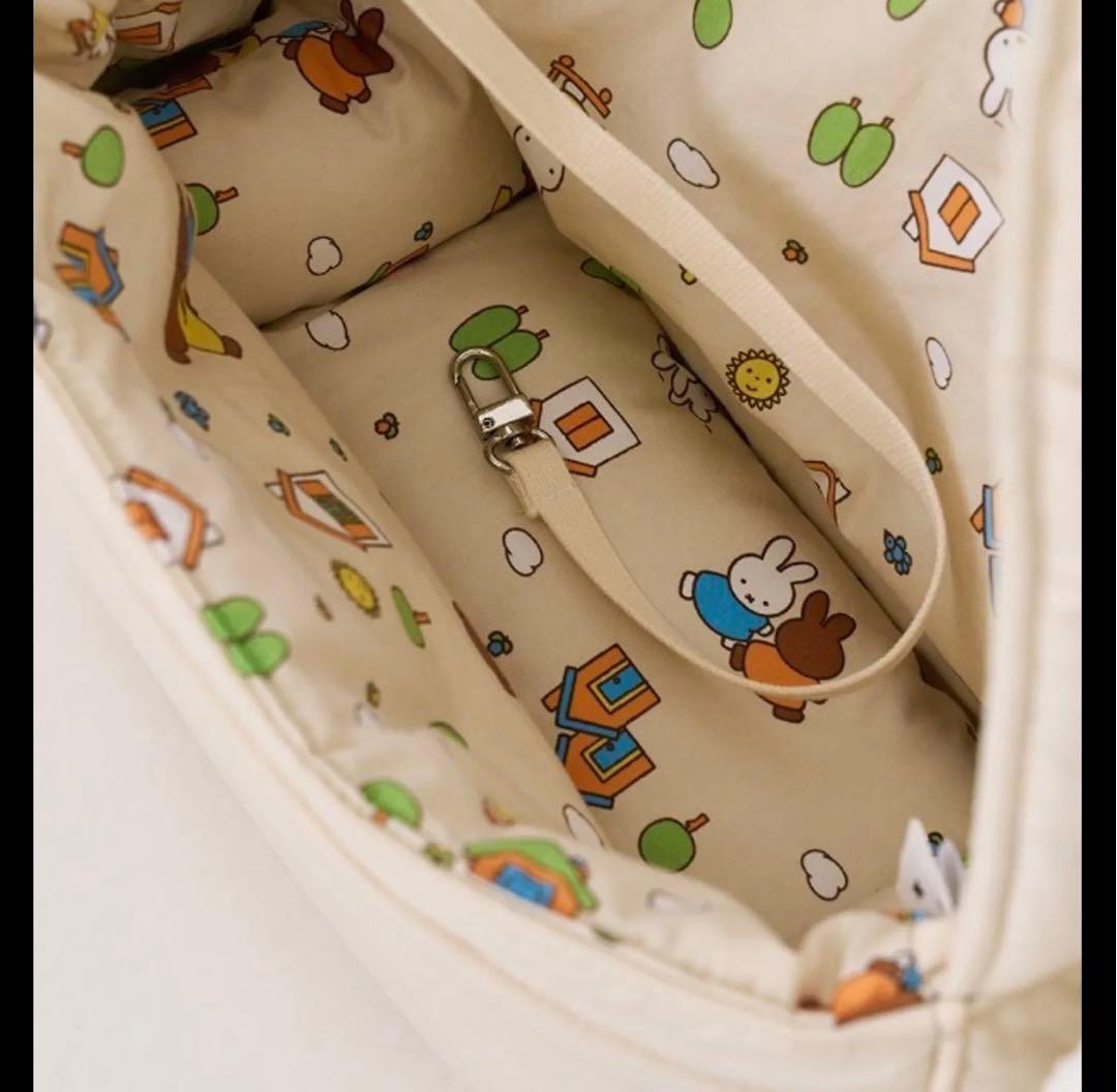 NOUTTI ミッフィー　犬用スリングバッグ　韓国　メッシュカバー　マナーポーチ