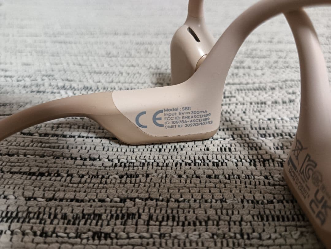 美品 SHOKZ OPEN RUN PRO MINI S811 人気のベージュ