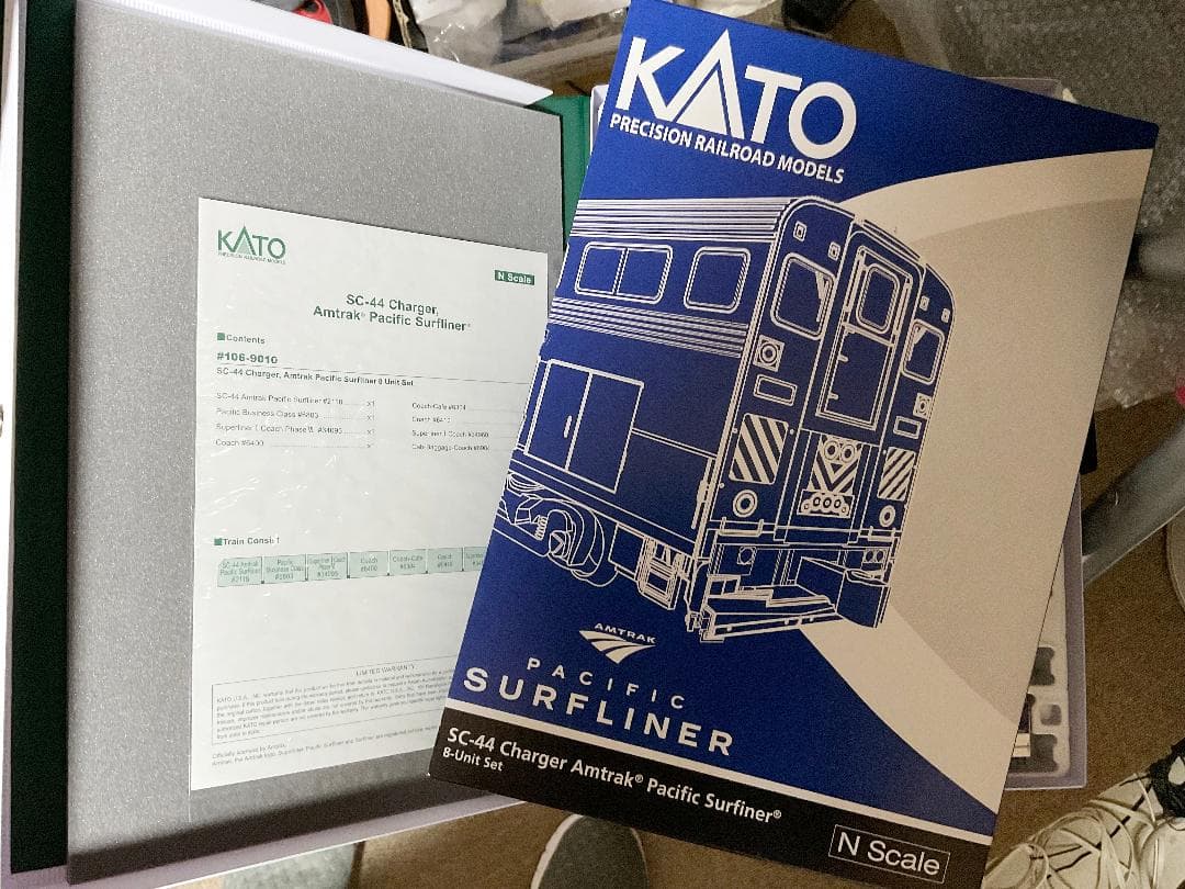鉄道模型 KATO SC44 Charger Amtrak Pacific Surflin