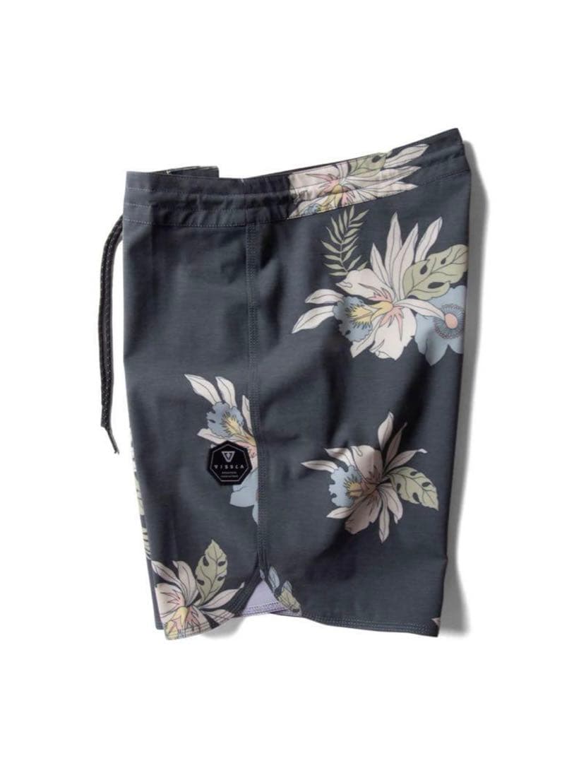 新品未使用　アロハアミーゴ 17.5\" ボードショーツ