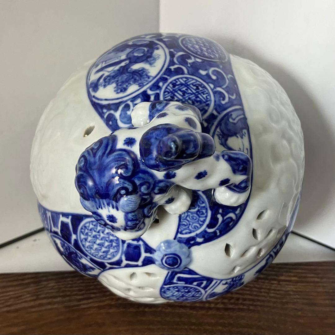 中国 五良大甫呉祥瑞造 染付 獅子 香炉 高さ20.5cm