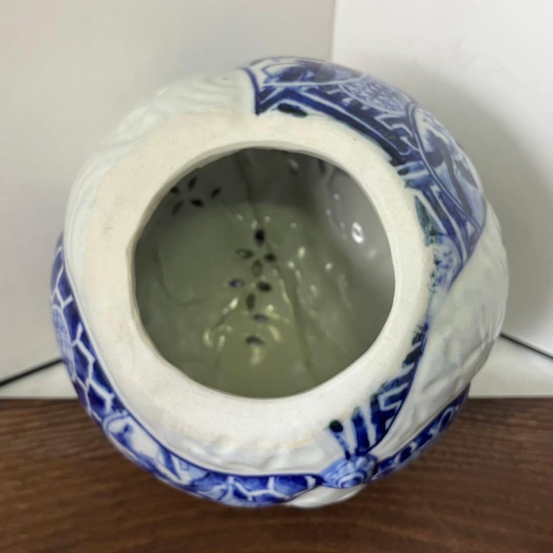 中国 五良大甫呉祥瑞造 染付 獅子 香炉 高さ20.5cm