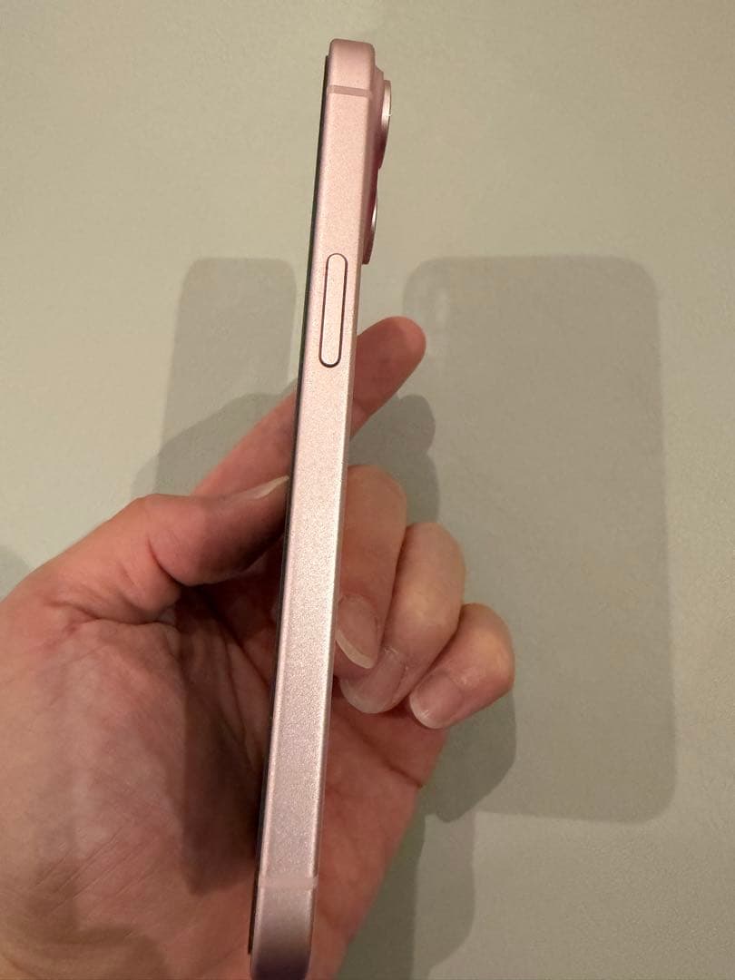 iPhone 15 ピンク 本体 箱付き