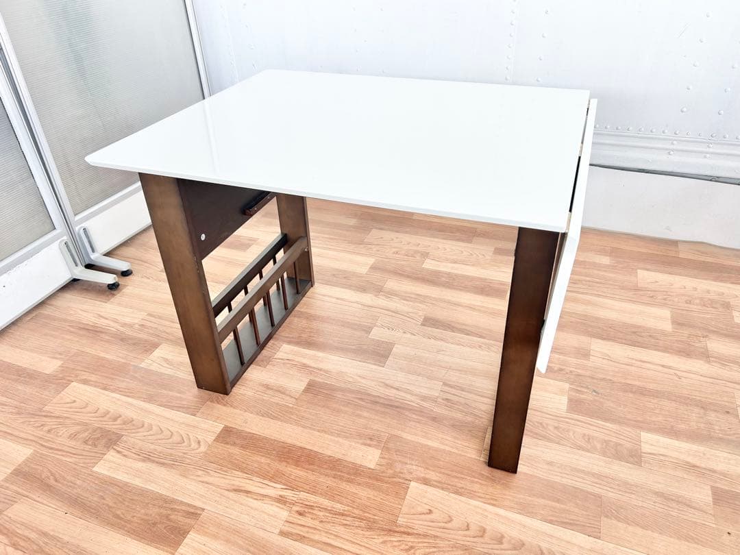 K.ダイニングテーブル　机　折りたたみ　白　ホワイト　黒