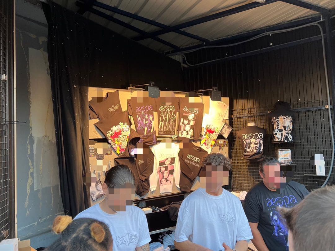 【フランス限定】aespaパリ公演限定 新品未使用ライブTシャツ(Mサイズ)