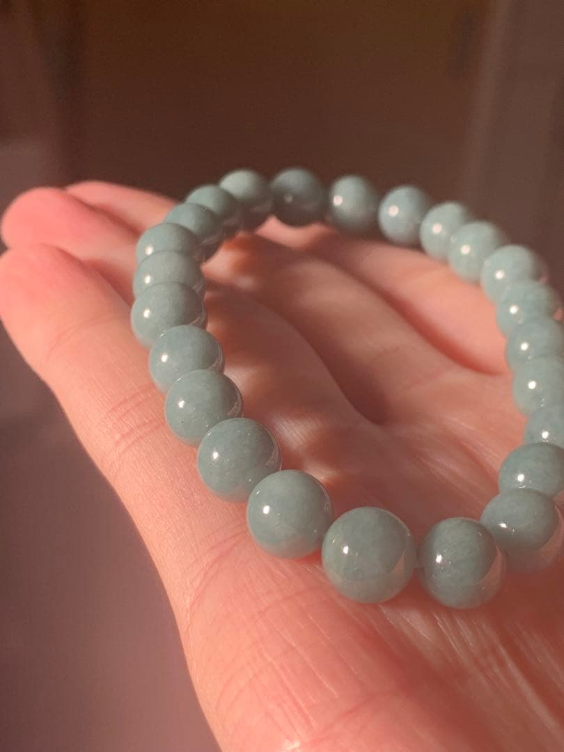 小滝青翡翠　糸魚川本翡翠ブレスレット　ヒスイ　翡翠　ヒーリング　コン沢　ひすい