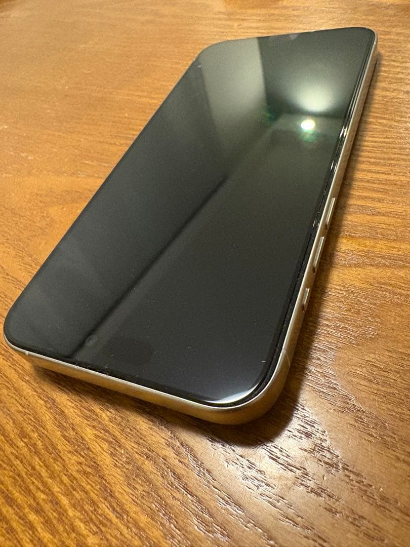 パーク  iPhone15promax 本体