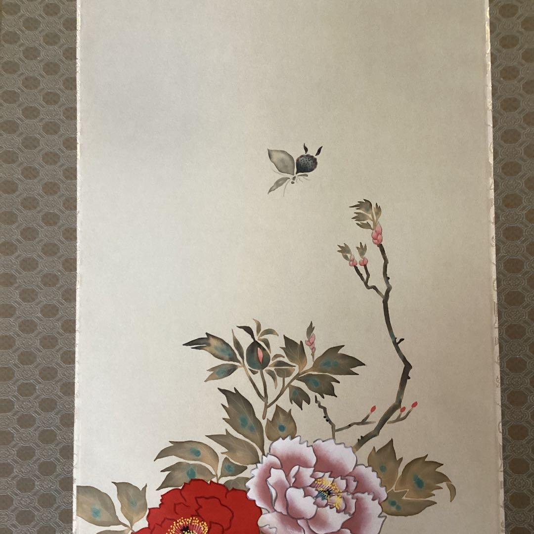 池田桂月筆　酒井抱一写　【4月 牡丹に蝶之図】　絹本掛軸一幅　軸先良品　　454