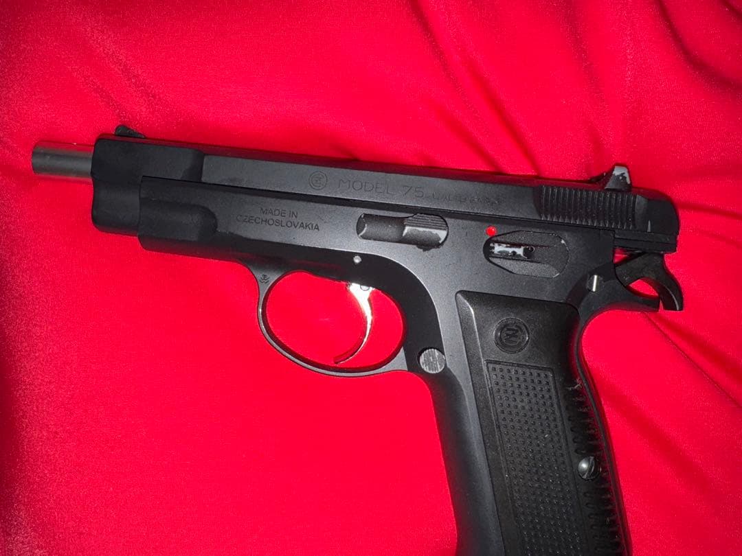 Carbon8 CZ75 co2 ABS 予備マガジン•ホルスター付き