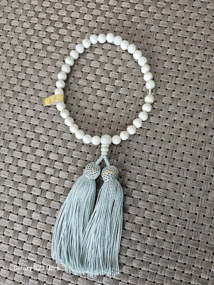 糸魚川翡翠３３玉念珠　産地証明書付き