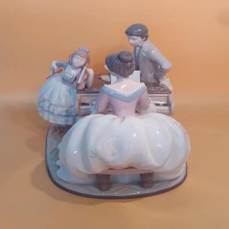美品 リヤドロ(LLADRO)【鋼琴擺臺 】フィギュリン  陶器 置物