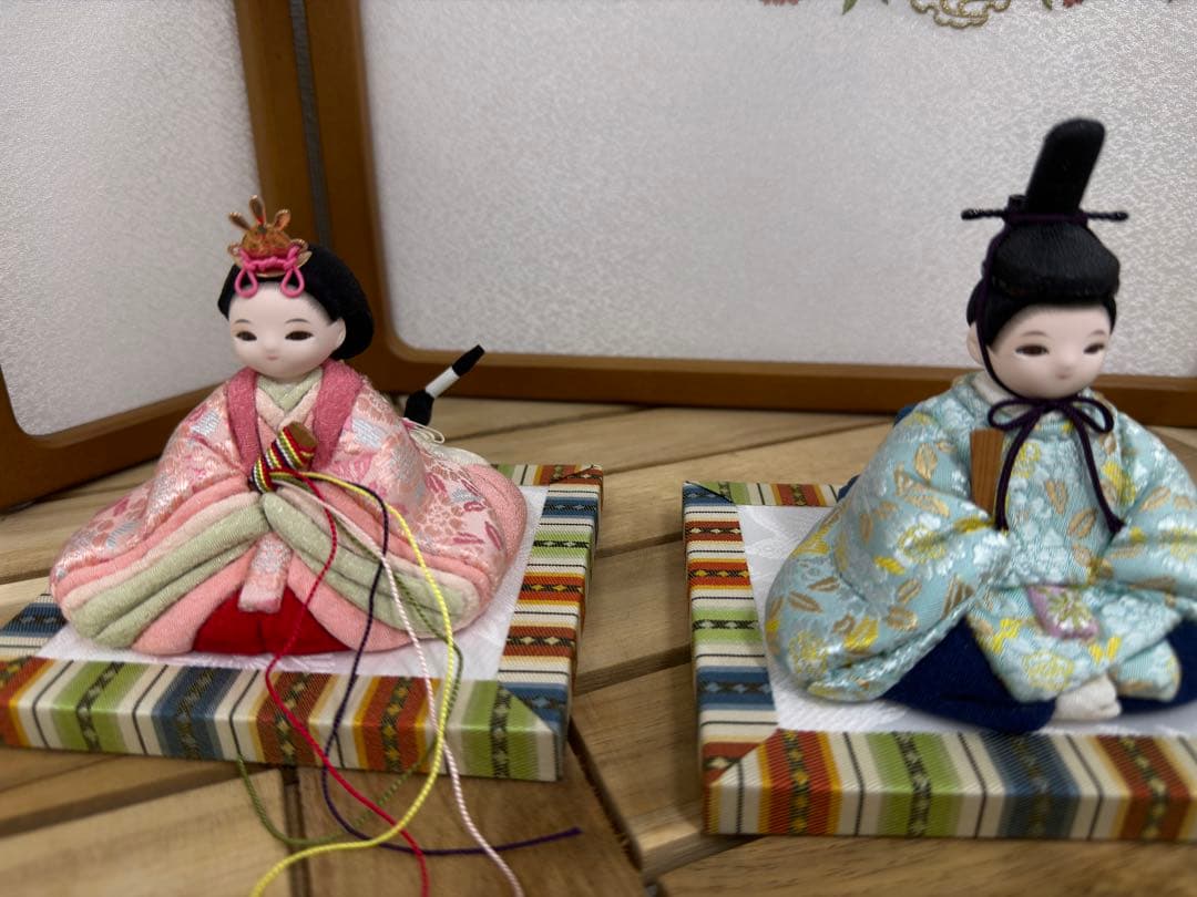 タ*ロ様 ふらここ 雛人形 三面屏風 台座・木箱付き 美品