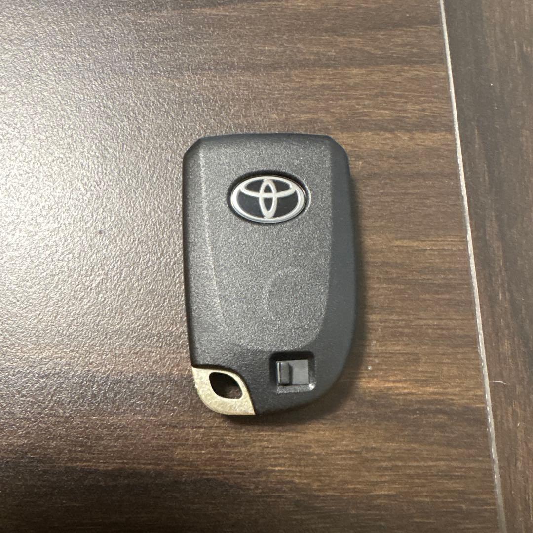 トヨタ ハイエースキーレスエントリーリモコン 4ボタン
