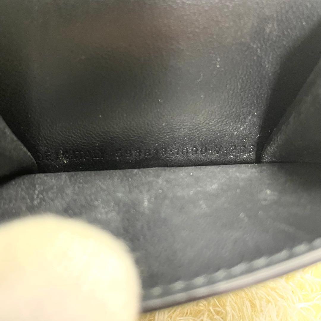 美品 バレンシアガ エブリデイ 三つ折り財布 コンパクト シボ皮 ブラック