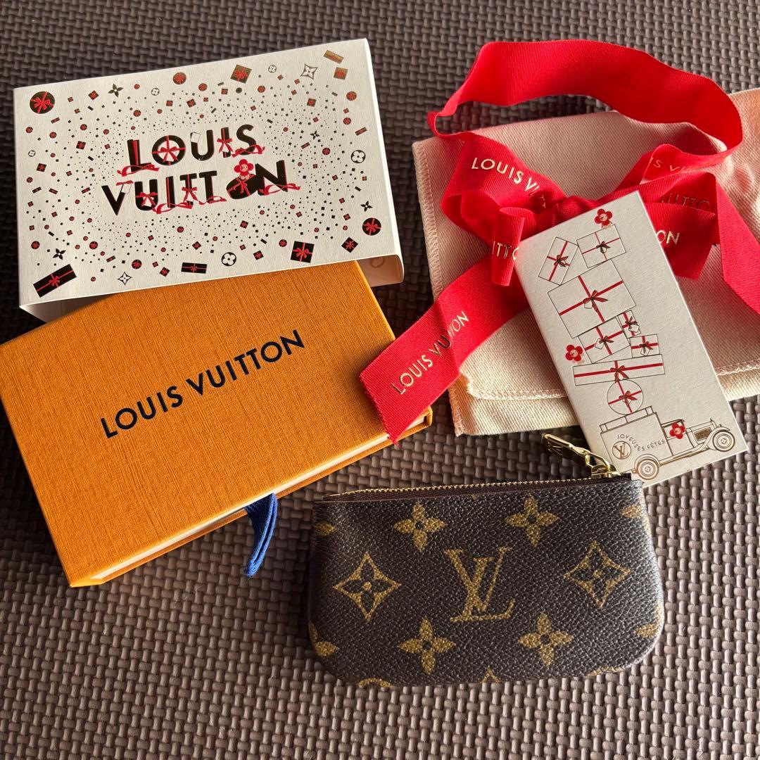 LOUIS VUITTON キーリング付きキーケース　ルイヴィトン　ケース