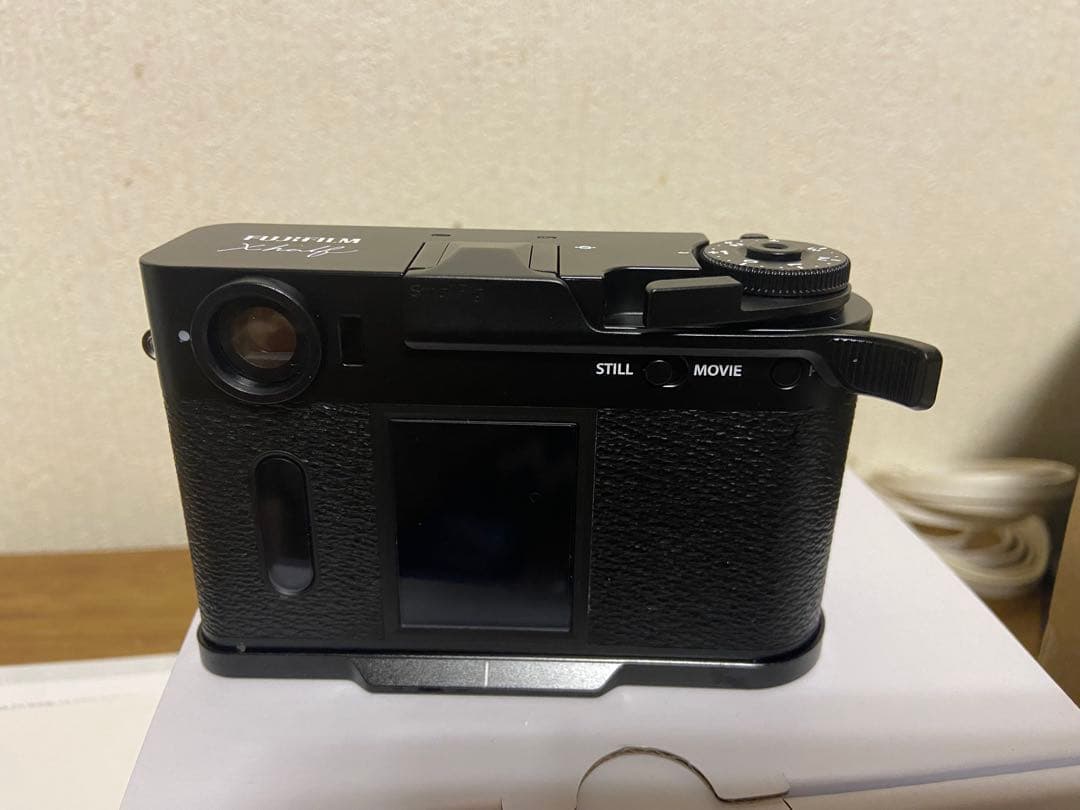 Fujifilm X-HALF 本体とSmallRigアクセサリー