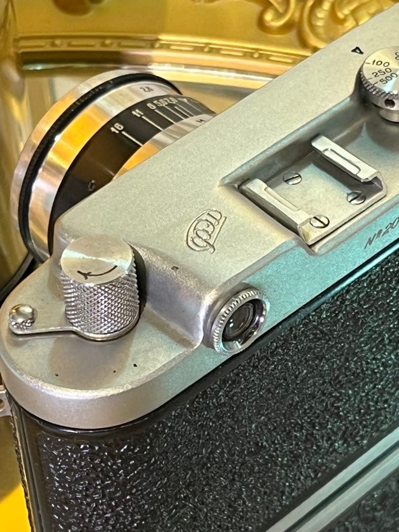 「FED-2」に、希少な52mm f2.8レンズをセット