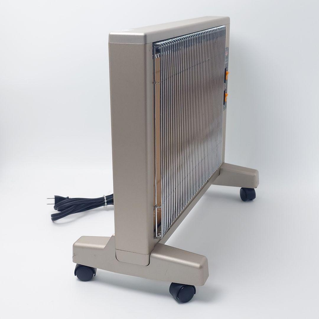 【美品】サンルミエ　キュート　E800LS 遠赤外線暖房器