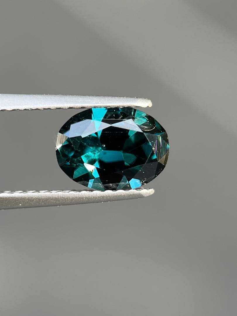 ブルースピネルルース1.3ct天然石,宝石NeonBlue Spinel