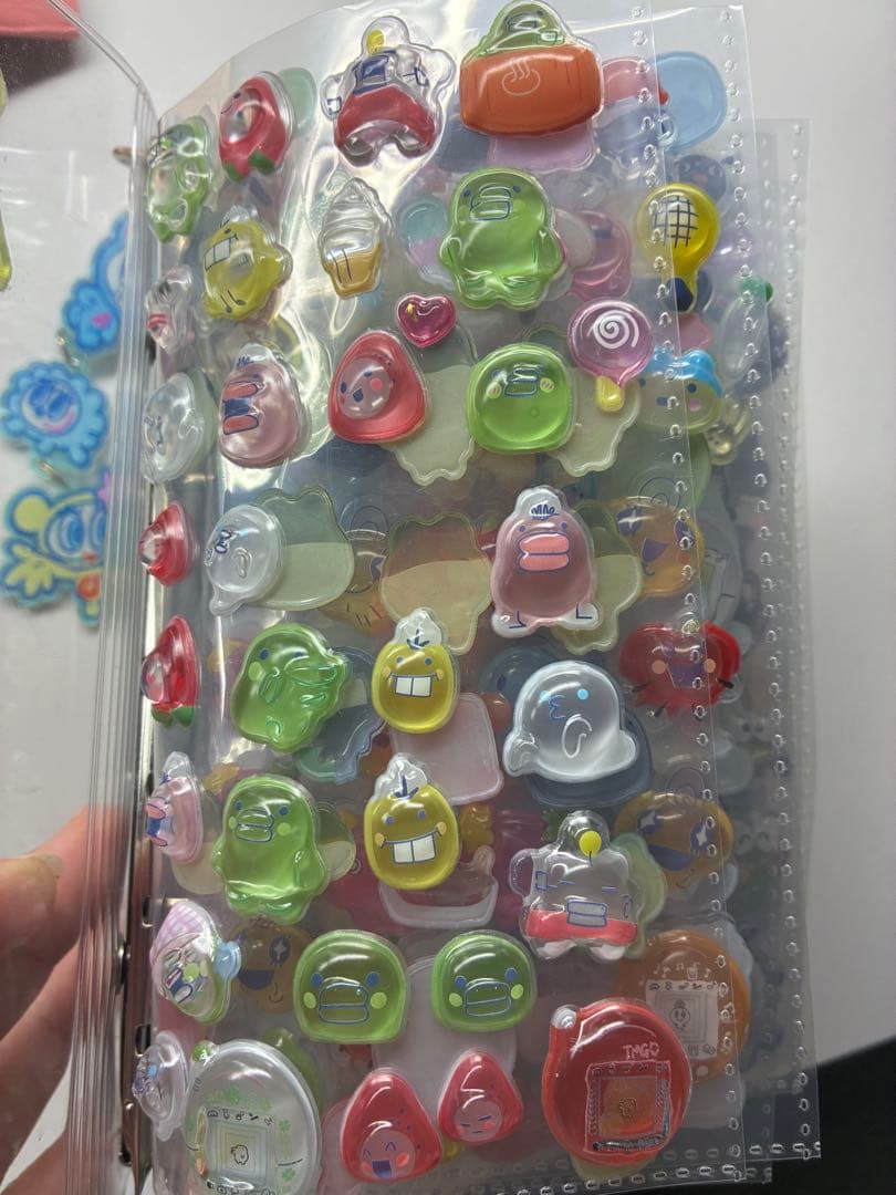 正規品！キャラクターシール完成品