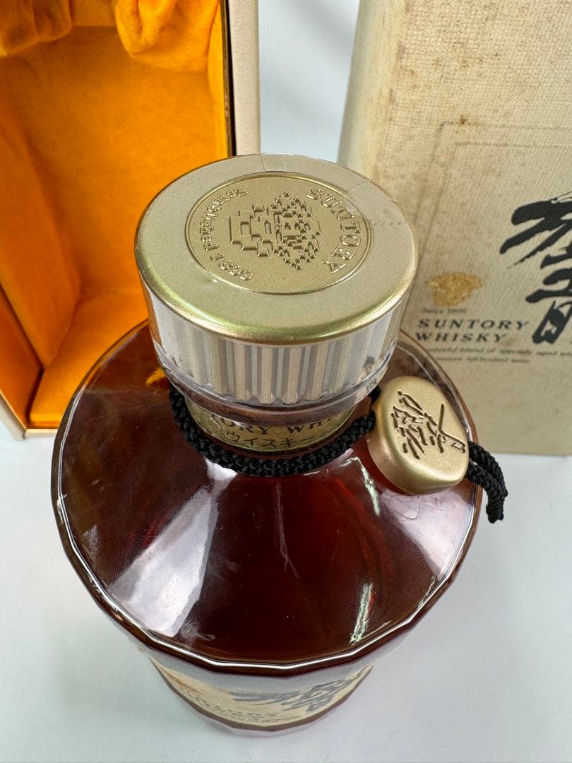 【未開栓】　響　17年　ゴールドラベル　ウイスキー