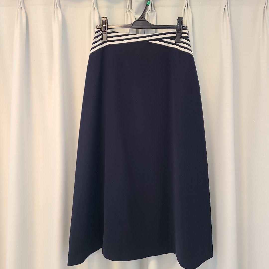 【土日限定最終お値下げ】ボーダーズアットバルコニー　38 ツイルスカート　紺