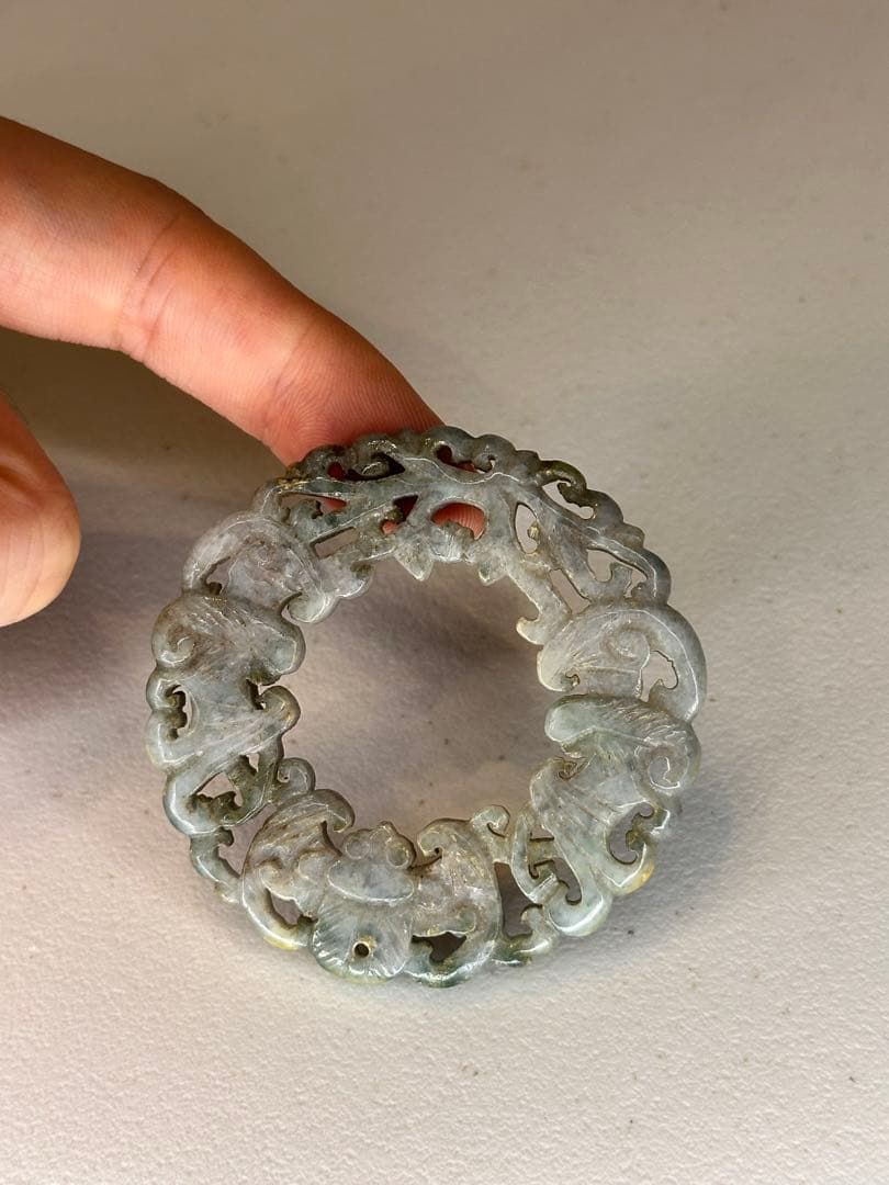 中国 清代 翡翠 镂空彫 圆環 蝙蝠文 有孔 吊りペンダント 古美術品