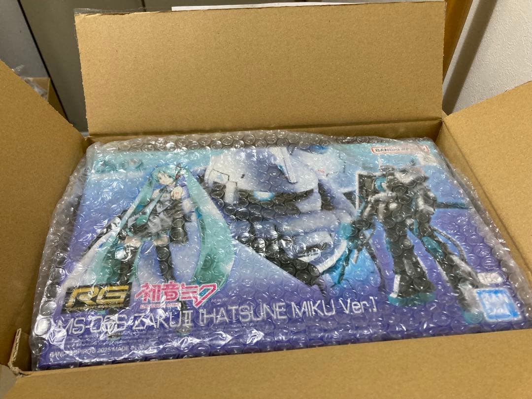 RG 1/144 MS-06S ザクII [初音ミクVer.]