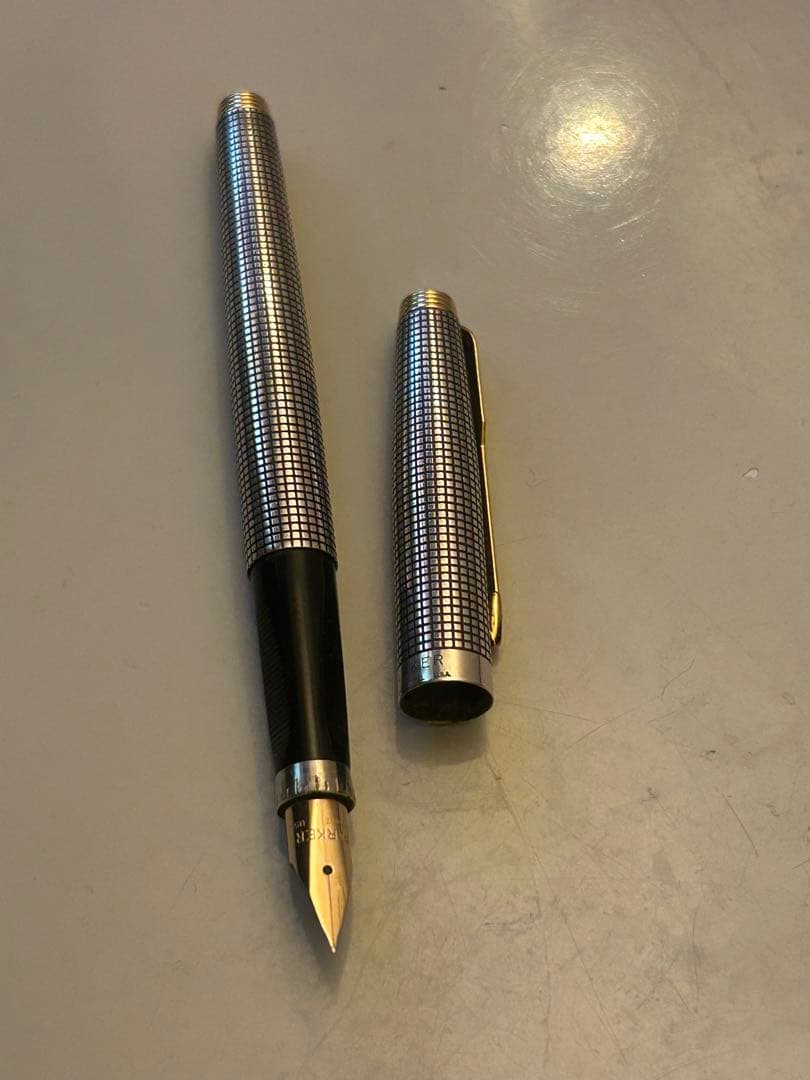 「スターリングシルバー、ペン先14K」万年筆 パーカー（Parker ）