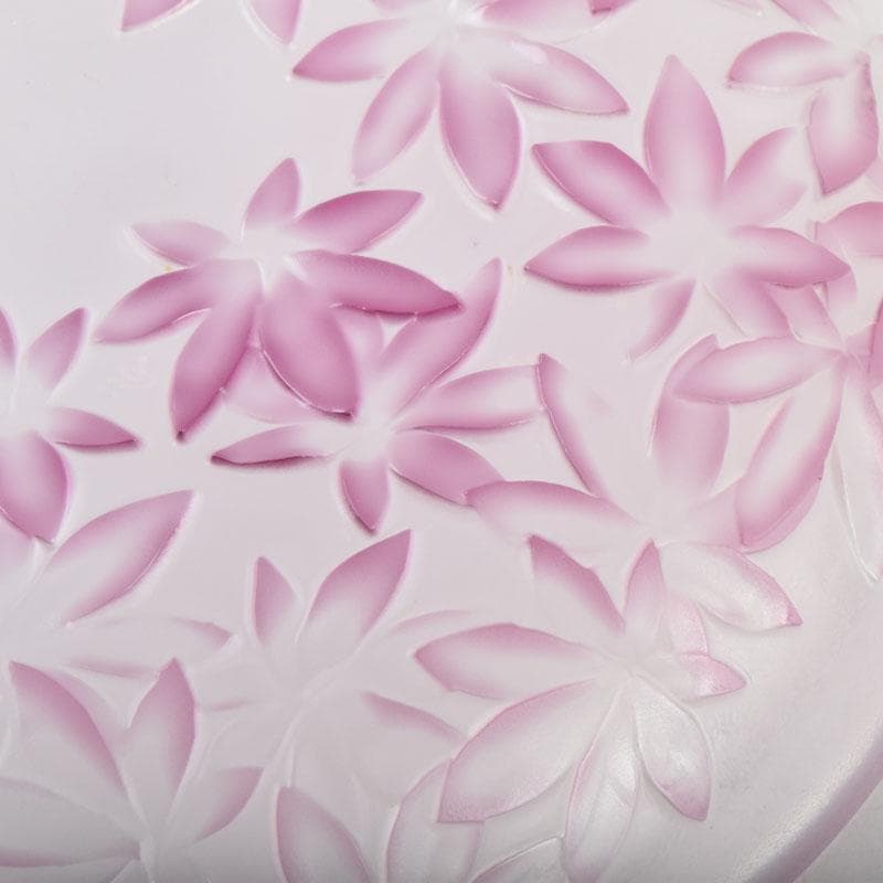 ガラス工芸　荒木良忠作　玻璃彫刻　金赤楓はがさね文皿　共布共箱　C　9197