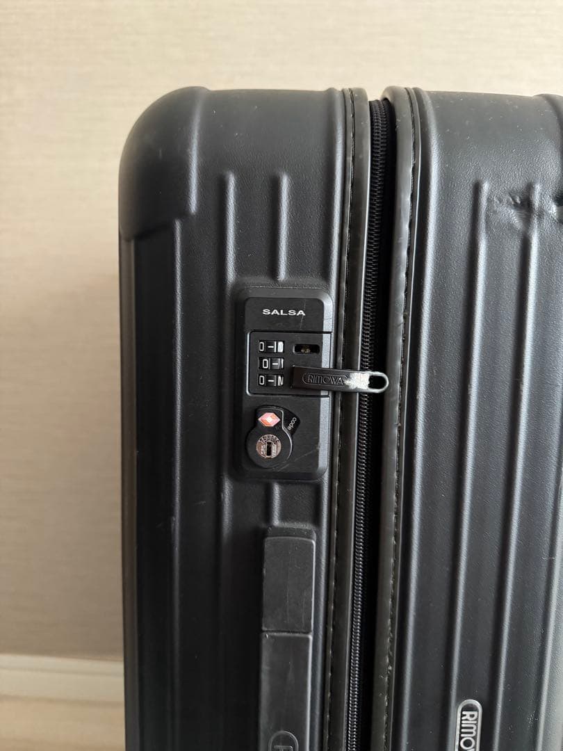 エース 中型キャリーケース 黒