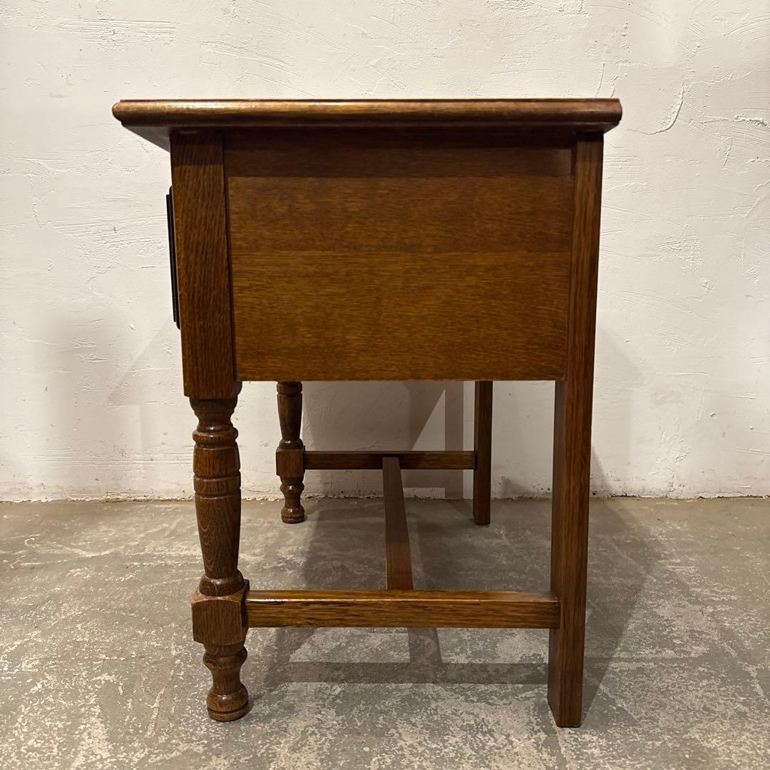 ヴィンテージ　木製サイドテーブル　引き出し付き　1