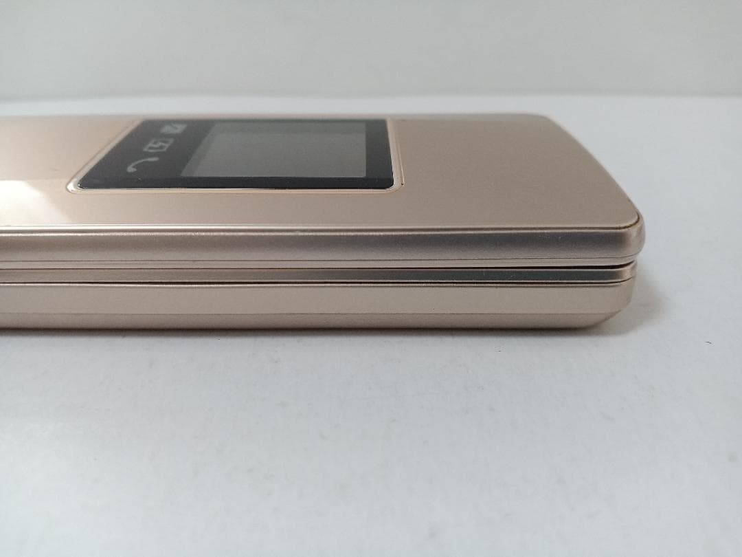 ☆ SoftBank かんたん携帯11 A207SH ゴールド