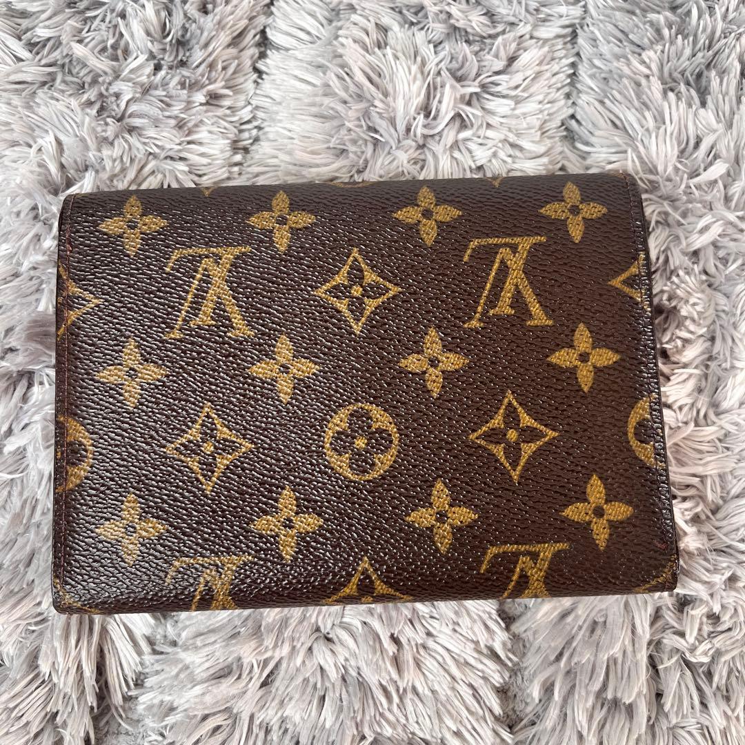 ルイヴィトン　ポルトトレゾール　エテュイパピエ　　モノグラム　折り財布