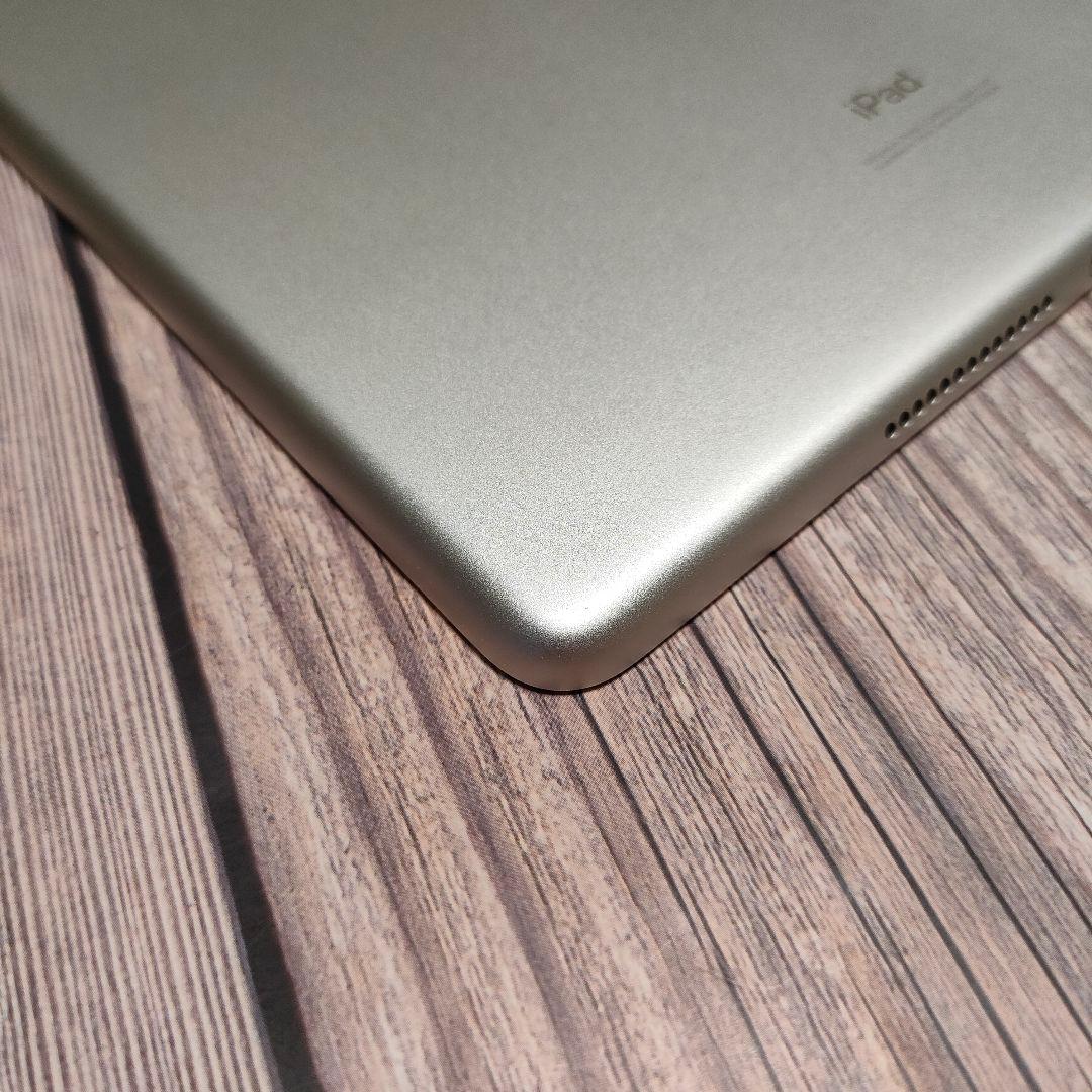 Tome0422　iPad 第7世代 32GB 超美品