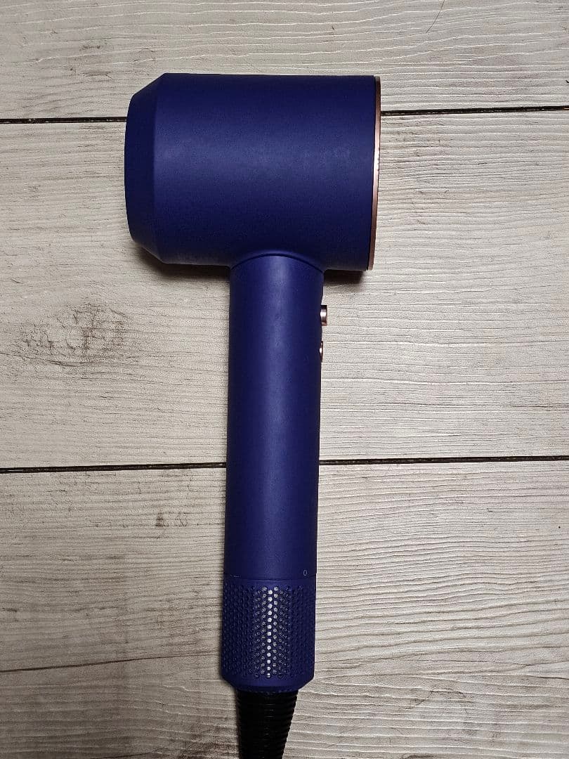 年始限定1点限り　保証付　ダイソン　メンテナンス済み　dyson　hd08 ロゼ