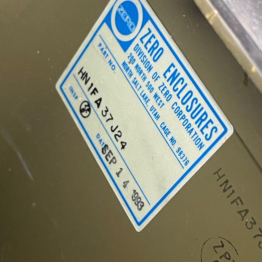 軍用 ZERO ゼロ ハリバートン ロッキード C-130 温度調整試験用ケース