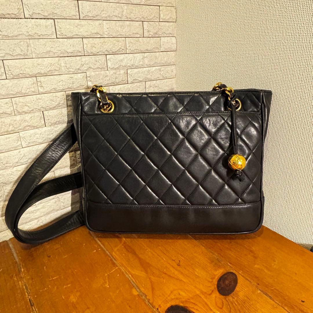 CHANEL シャネル マトラッセ チェーンショルダーバッグ ココボール