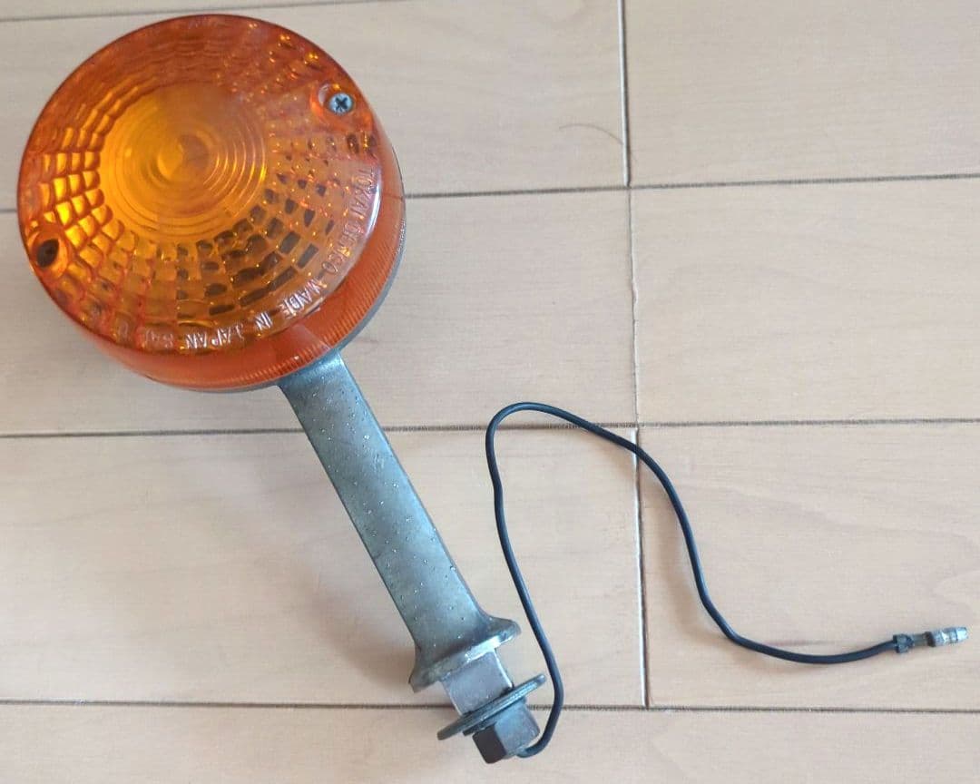 GS750/1000 当時もの純正ウインカー4個セット、スペアレンズ&電球付き