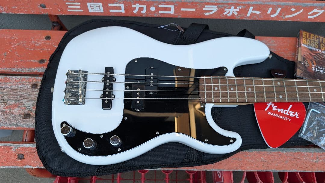 Squier Affinity PrecisionBass プレシジョン　ベース