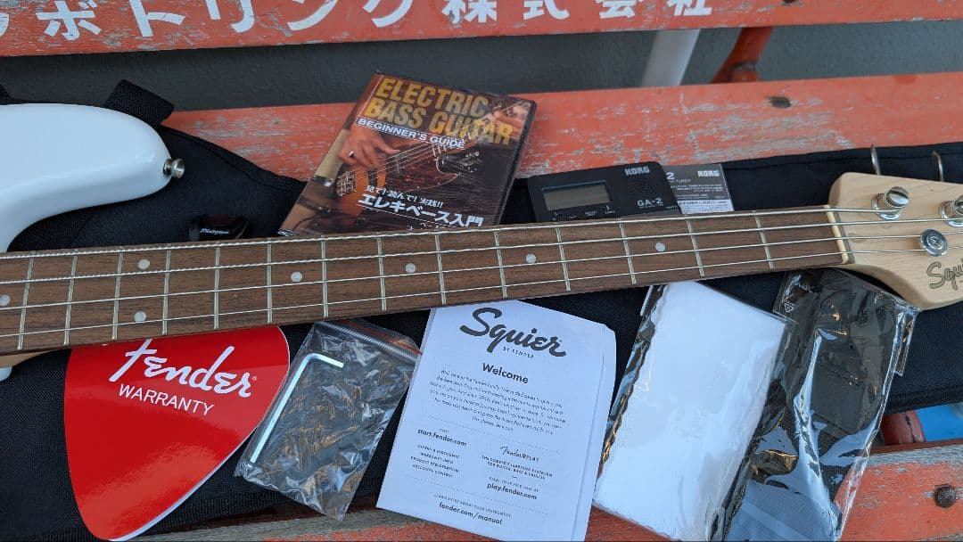 Squier Affinity PrecisionBass プレシジョン　ベース